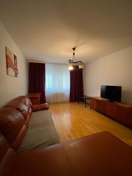 Apartament cu 2 camere decomandat în Inel II