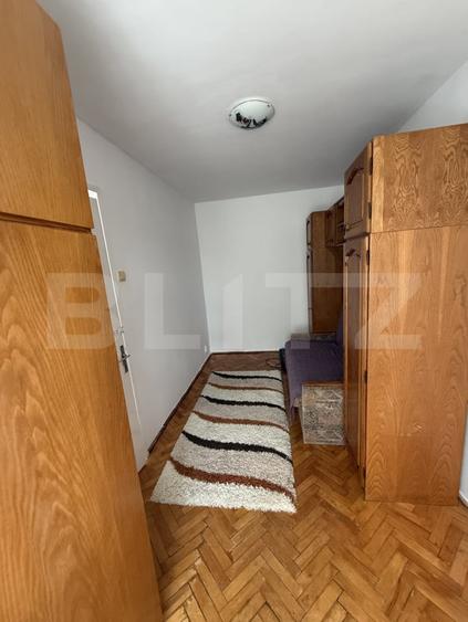 Apartament cu 2 camere semidecomandat, mobilat în Micro 14