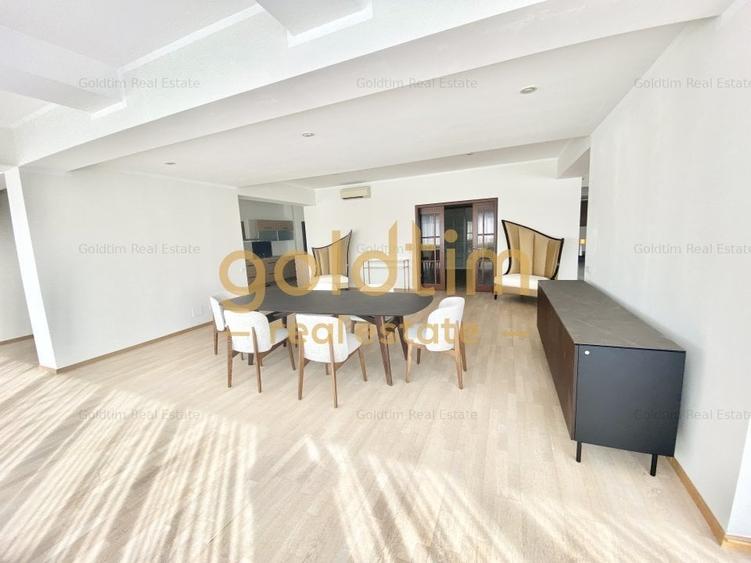 Apartament cu 4 camere decomandat, mobilat în Șoseaua Nordului