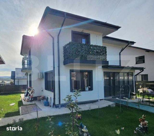 Casă cu 4 camere cu Teren 370 Mp în Ciurea