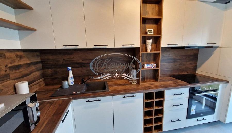 Apartament cu 2 camere semidecomandat, mobilat în Florești
