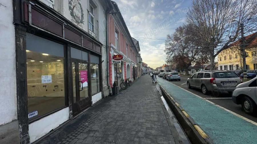 Spațiu comercial, de 80 mp, în Ultracentral