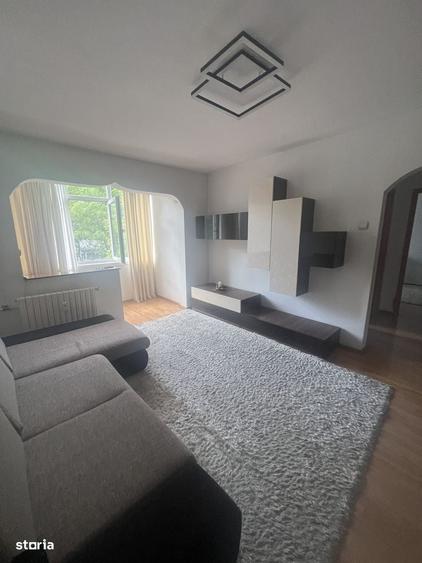 Apartament cu 2 camere în Podu Roș