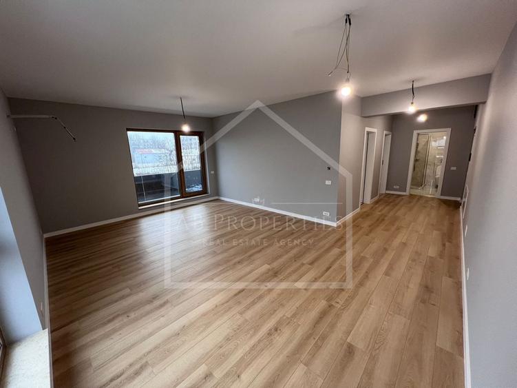 Apartament cu 2 camere decomandat în Sisești