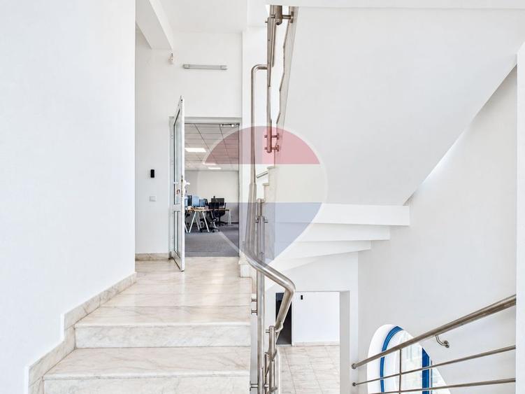 Proprietate comerciala multifunctionala | 611 mp | Curte 474 mp - 23