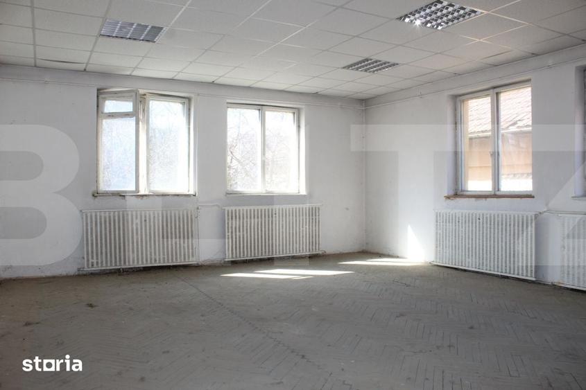 Spațiu comercial, de 1,557 mp, în Central
