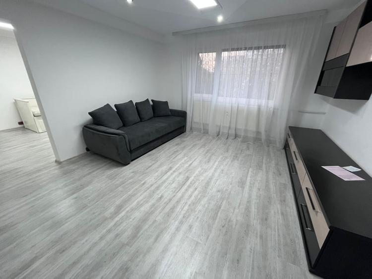 Apartament 3 camere, 63.80 mp utili, zona Centrala - 1