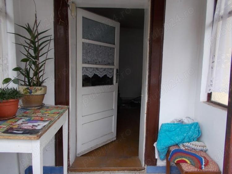 Casă cu 4 camere în Ghirodei