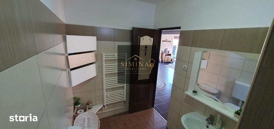 Casă cu 4 camere cu Teren 528 Mp în Păsăreni