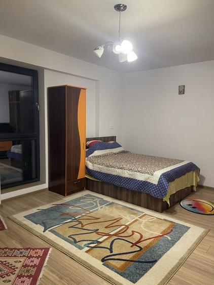 Garsonieră decomandată în Drumul Taberei