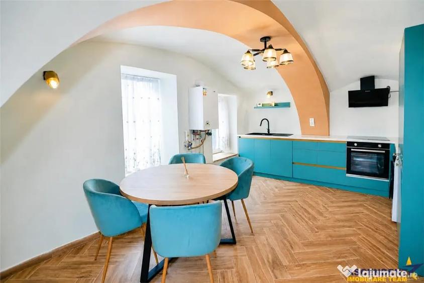 Apartament cu 3 camere nedecomandat în Est