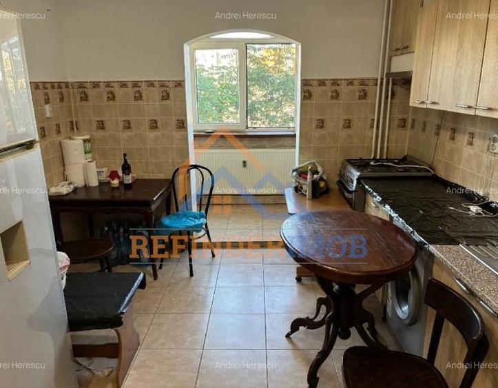 Apartament cu 2 camere decomandat în Rahova