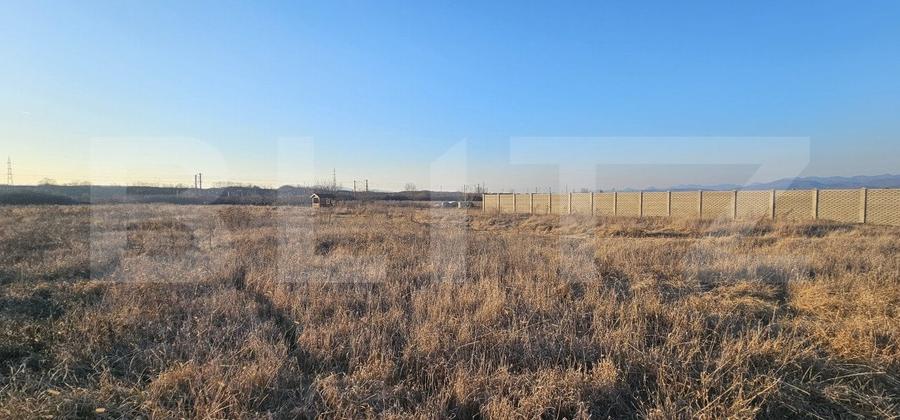 Teren Construcții intravilan de 1677 mp, în Vest