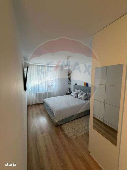Apartament cu 4 camere, mobilat în Titan