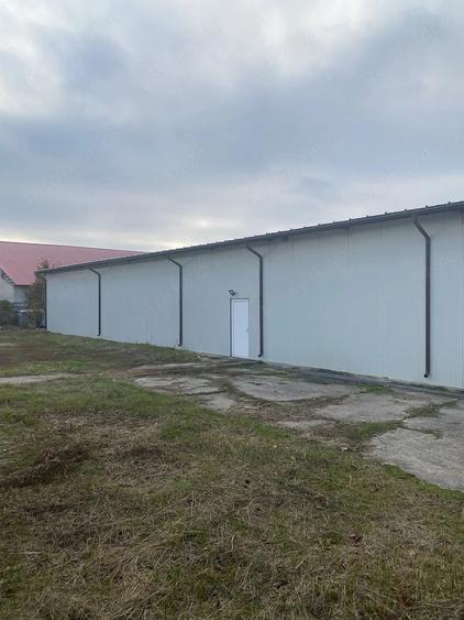 Spațiu comercial, de 2,300 mp, în Central