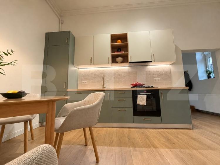 Apartament cu 4 camere circular, mobilat în Sinaia