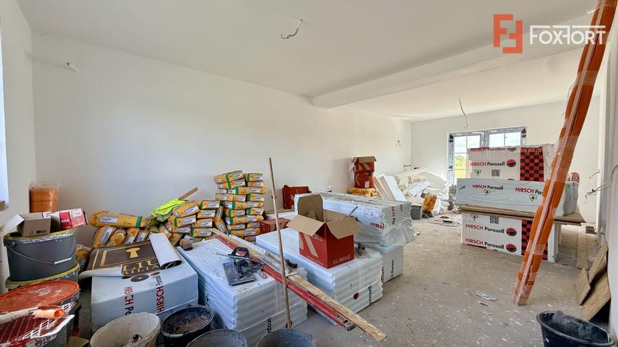 Duplex cu 3 camere cu Canalizare în Moșnița Nouă