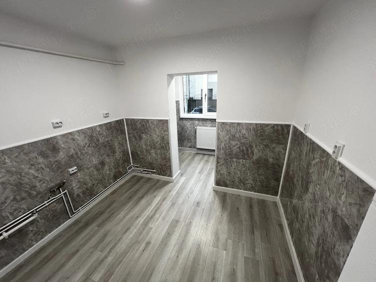 Spațiu comercial, de 50 mp, în Micro 12