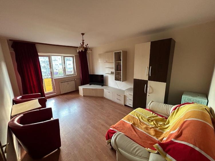 Inchiriez apartament 2 camere - 5