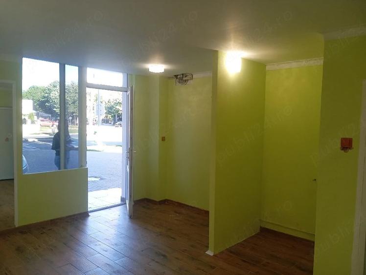 Spațiu comercial, de 35 mp, în Central
