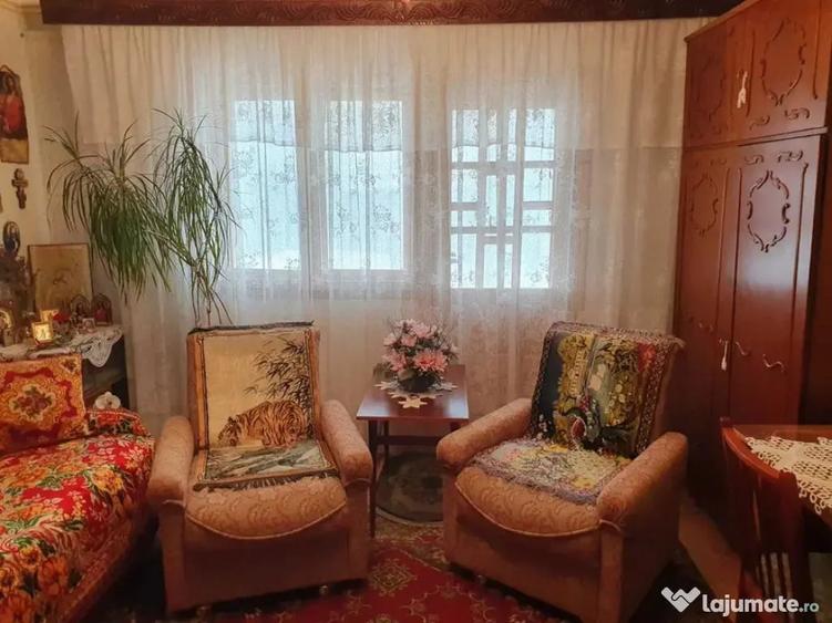 Apartament cu 2 camere semidecomandat în Brazda lui Novac
