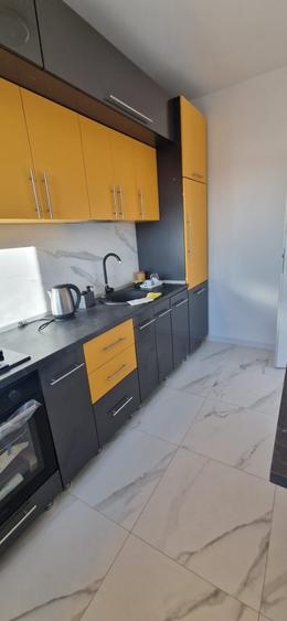Apartament cu 2 camere decomandat în Craiovei