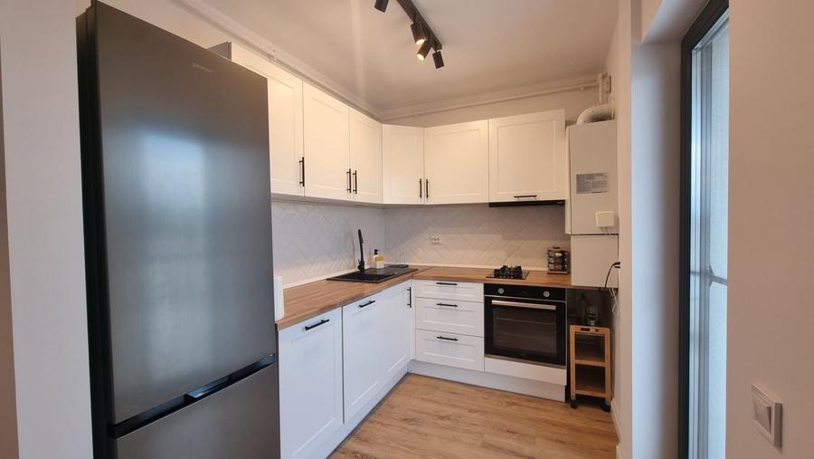 Penthouse de închiriat – 2 camere, 56 mp + terasă 50 mp | Parcare subterană - 4