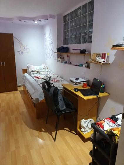 Garsonieră decomandată în Gară