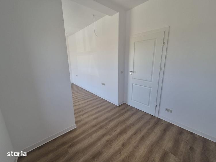 Casă cu 4 camere cu Teren 350 Mp în Central