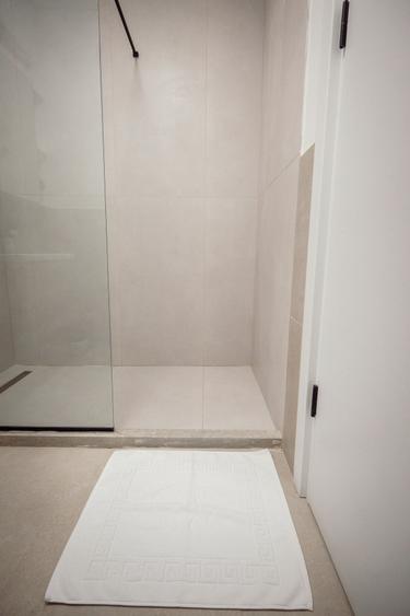Apartament cu 2 camere decomandat în Mamaia-Sat