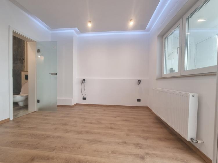 Apartament cu 2 camere semidecomandat, mobilat în Dacia