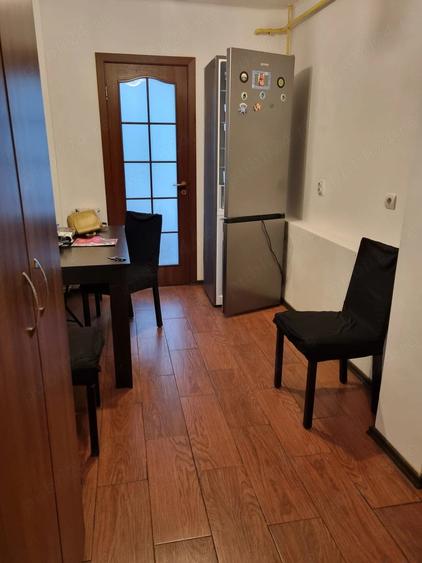 Apartament cu 3 camere decomandat în Popa Șapcă