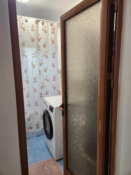 Apartament cu 2 camere decomandat în Ostroveni