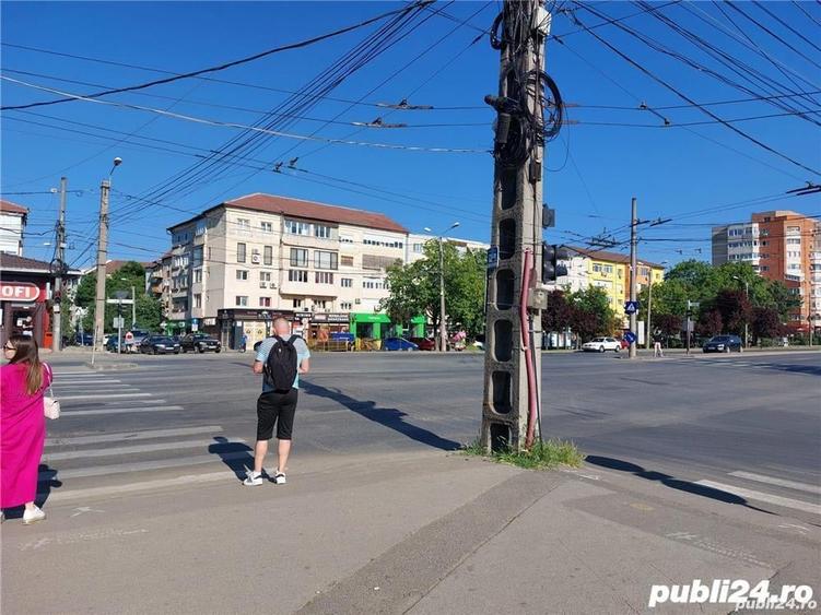 Apartament cu 3 camere decomandat în Aradului