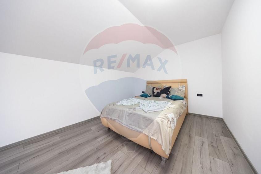 Casă individuală cu 3 camere cu Teren 400 Mp în Sânpetru