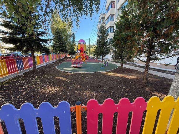 Apartament cu 2 camere decomandat, mobilat în Poiana Câmpina