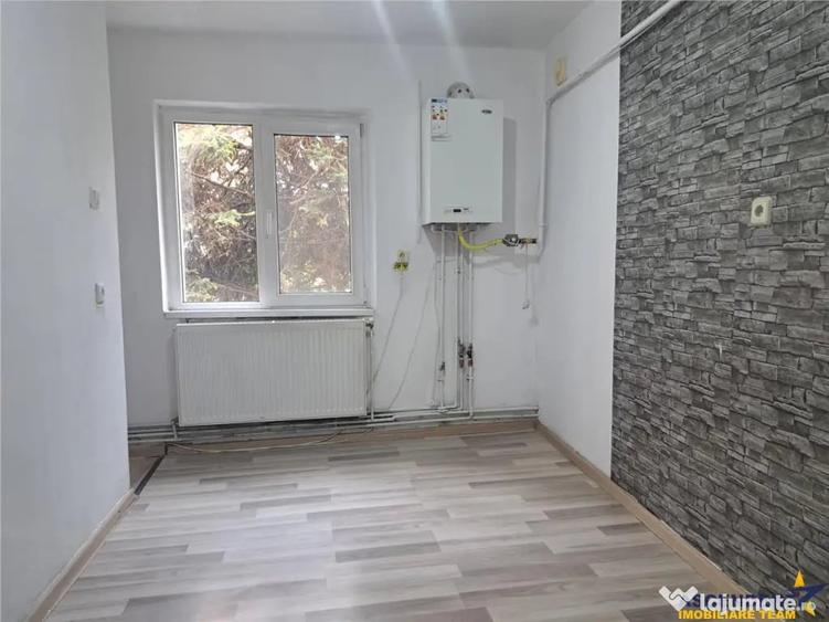 Spațiu comercial, de 54 mp, în Central