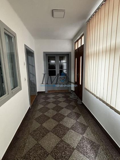 Casă individuală cu 5 camere cu Canalizare în Nord
