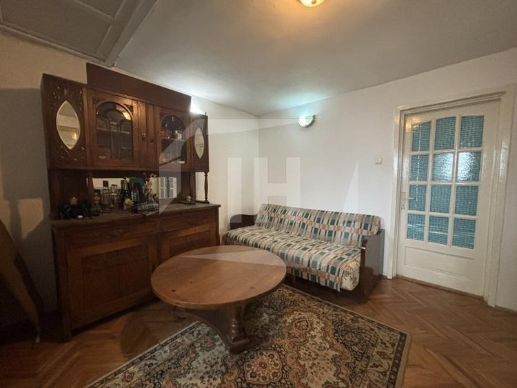 Apartament cu 4 camere semidecomandat, mobilat în Gruia