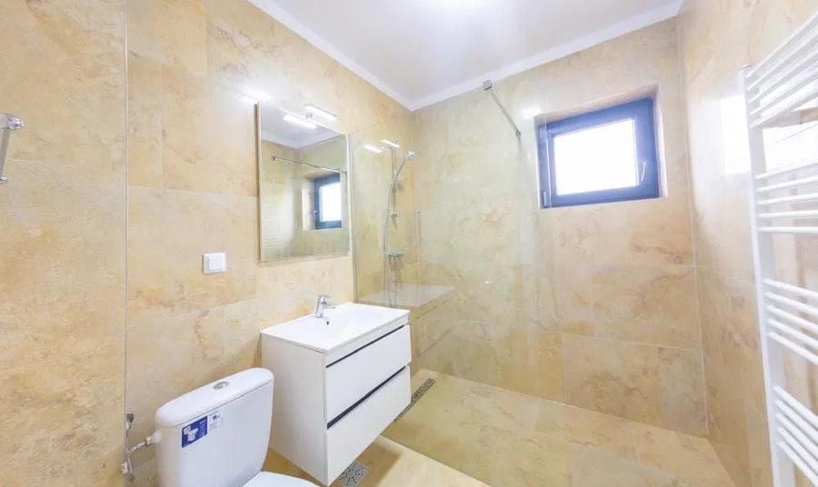 Apartament modern de inchiriat, 3 camere, et.2,bloc nou, zona Cetate - 5