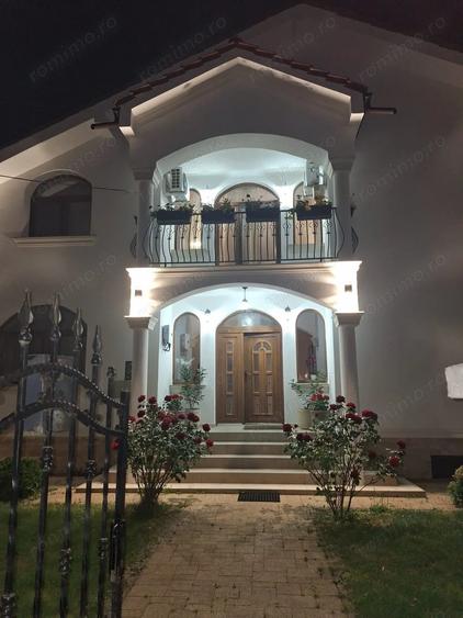 BRASADAS vinde casa individuala 8 cam teren 10 ari Unirii. - 12