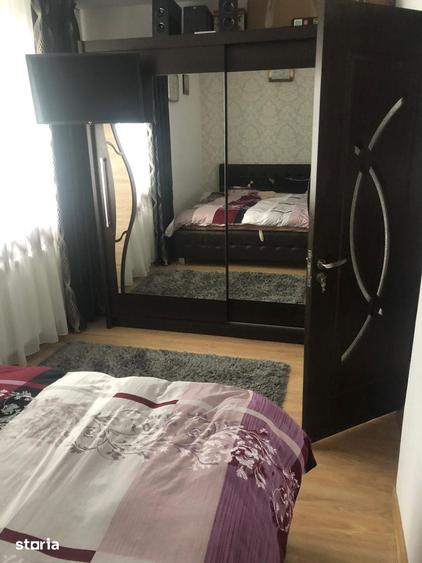Apartament cu 2 camere semidecomandat în Calea București