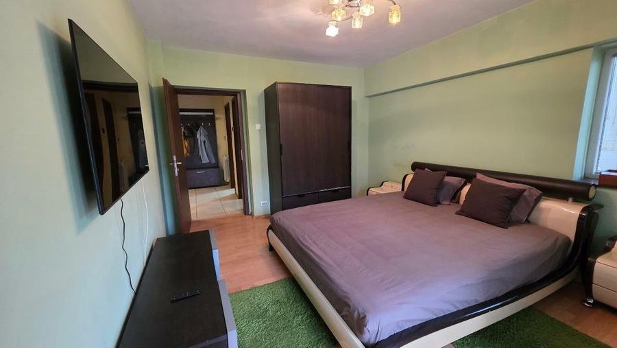Apartament cu 2 camere decomandat, mobilat în P-ța Alba Iulia