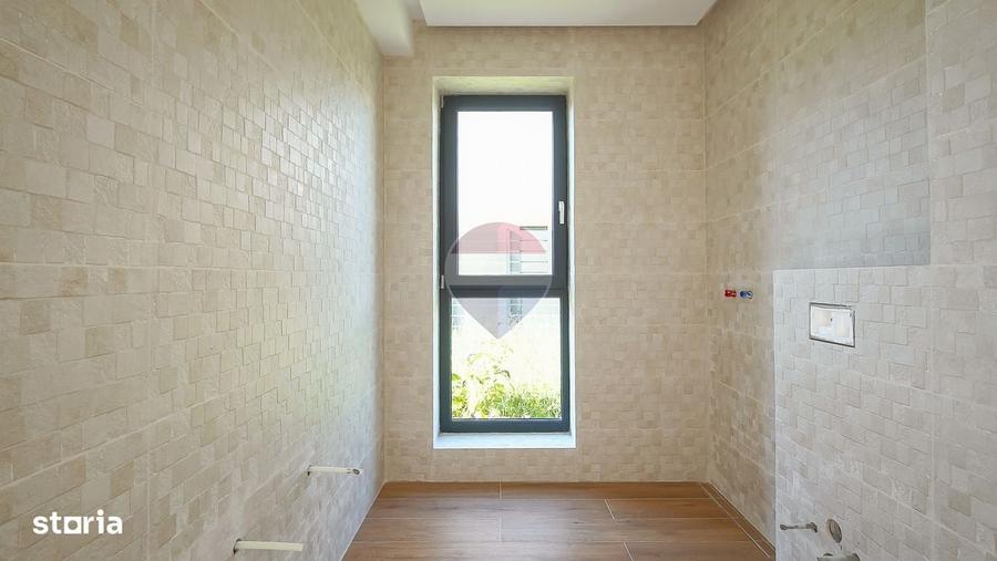 Casă cu 4 camere în Ghimbav Livadă