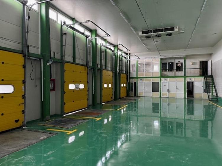 Spațiu industrial, de 5,900 mp, în Crevedia