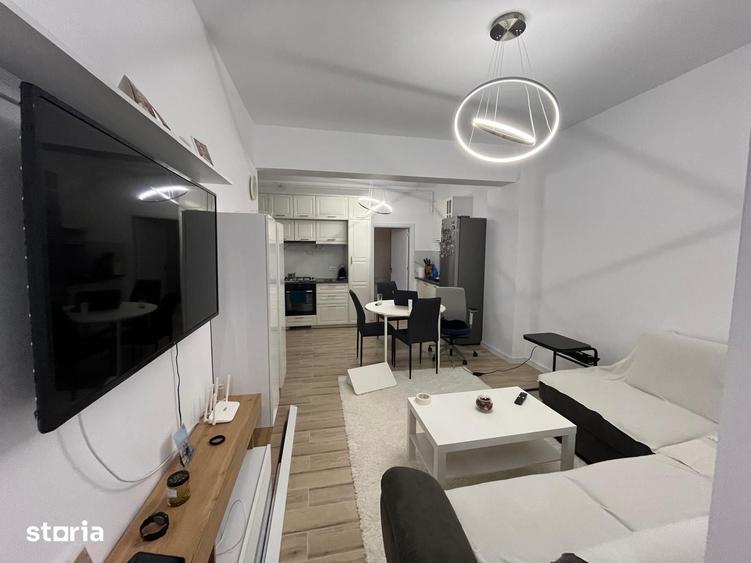 Apartament cu 3 camere în Theodor Pallady