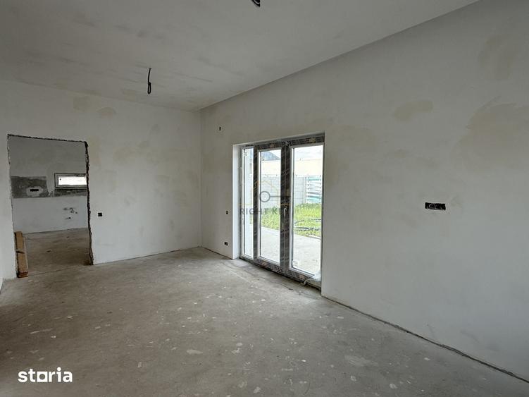 Casă cu 4 camere cu Teren 500 Mp în Dragomirești-Vale