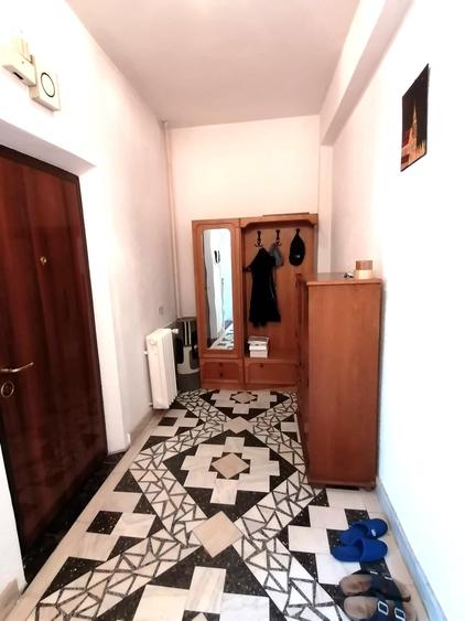 Casă cu 5 camere cu Canalizare în Brașovul Vechi