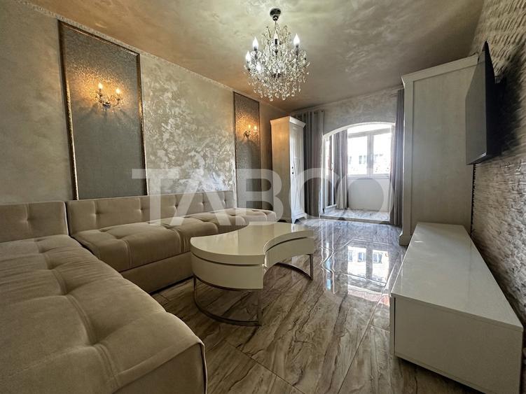 Apartament cu 4 camere decomandat, mobilat în Ștrand