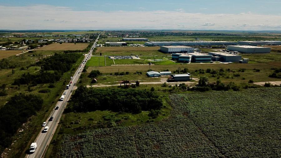 Teren Construcții intravilan de 4175 mp, în Nord-Est